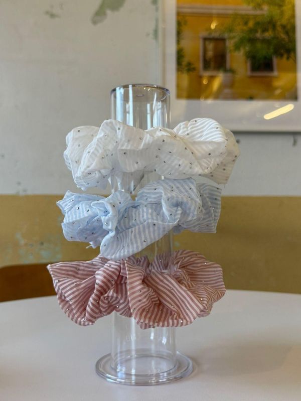 細條紋小銀釘珠大腸圈 細條紋小銀釘珠大腸圈
韓國飾品
韓國耳環
耳環
髮飾
手鍊
戒指
純銀飾品
珍珠耳環
三麗鷗代購
飾品店