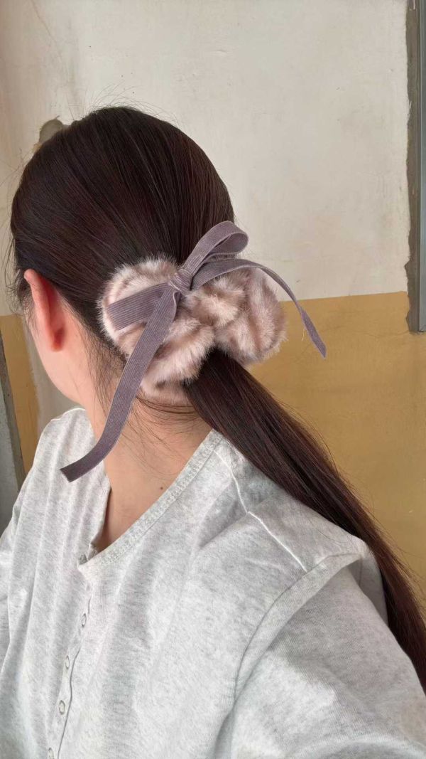 毛毛蝴蝶結大腸圈 毛毛蝴蝶結大腸圈
韓國飾品
韓國耳環
耳環
髮飾
大腸圈
腸圈
手鍊
戒指
純銀飾品
珍珠耳環
三麗鷗代購
飾品店