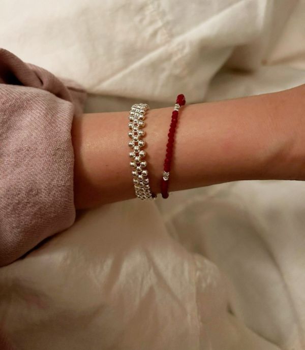 925純銀 小小串珠手鍊 925純銀 小小串珠手鍊
韓國耳環
耳環
髮飾
手鍊
戒指
純銀飾品
珍珠耳環
三麗鷗代購
飾品店