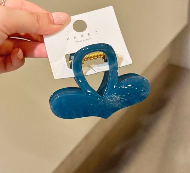 壓克力愛心抓夾 韓國飾品
韓國耳環
耳環
髮飾
手鍊
戒指
純銀飾品
珍珠
三麗鷗代購
飾品店
壓克力愛心抓夾