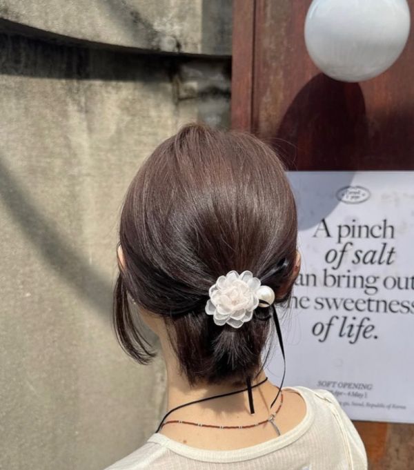美美紗玫瑰長蝴蝶結髮圈 美美紗玫瑰長蝴蝶結髮圈
韓國飾品
飾品
髮圈
耳環
戒指
髮夾
飾品店
韓國耳環
三麗鷗代購