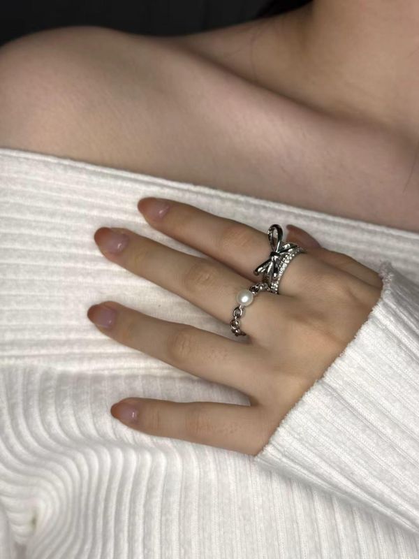 24k鍍銅戒指可堆疊三款 24k鍍銅戒指可堆疊三款
韓國飾品
韓國耳環
耳環
髮飾
手鍊
戒指
純銀飾品
珍珠耳環
三麗鷗代購
飾品店