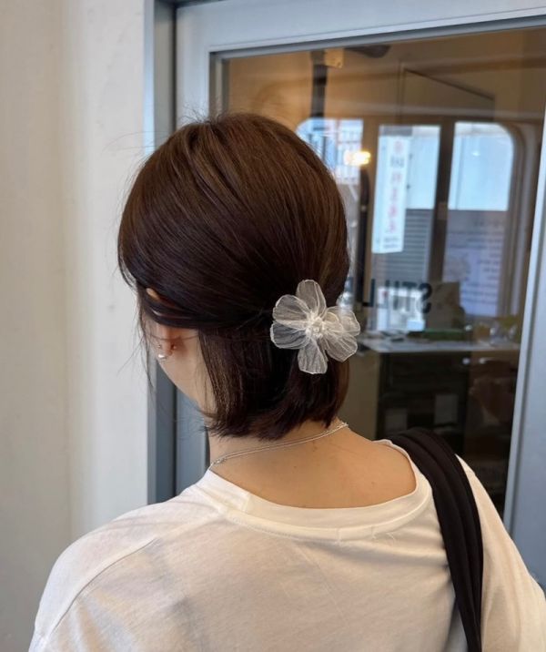 美美小花透紗與玫瑰髮圈 美美小花透美美小花透紗與玫瑰髮圈
韓國飾品
飾品
髮圈
耳環
戒指
髮夾
飾品店
韓國耳環
三麗鷗代購