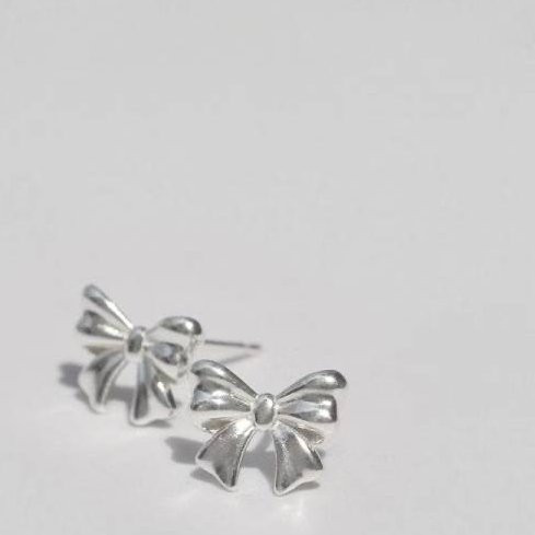925純銀 蝴蝶結貼耳耳環 925純銀 蝴蝶結貼耳耳環
韓國飾品
韓國耳環
耳環
髮飾
手鍊
戒指
純銀飾品
珍珠耳環
三麗鷗代購
飾品店