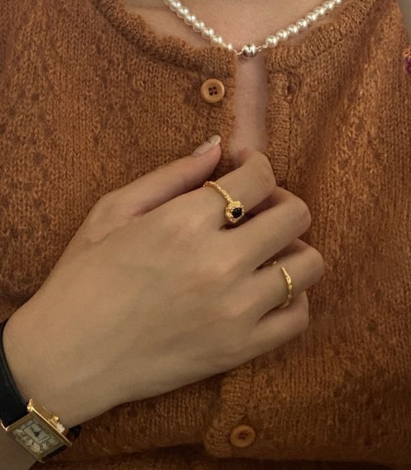 925純銀磁吸珍珠串項鍊 4mm 925純銀 
925純銀 細細小圓珠項鍊
韓國耳環
耳環
髮飾
手鍊
戒指
純銀飾品
珍珠耳環
三麗鷗代購
飾品店