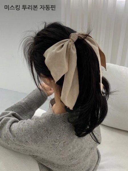 質感垂墜大蝴蝶結髮圈 質感垂墜大蝴蝶結髮圈
韓國飾品
韓國耳環
耳環
髮飾
手鍊
戒指
純銀飾品
珍珠耳環
三麗鷗代購
飾品店