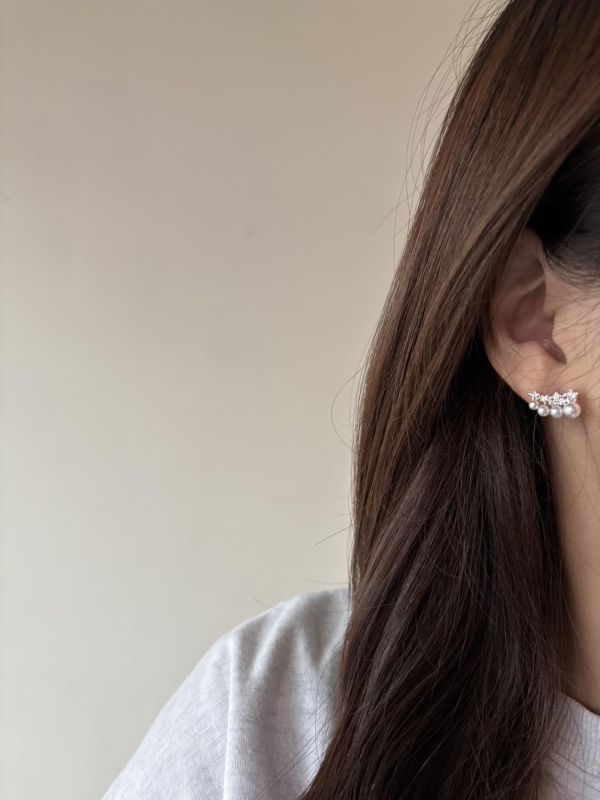 流星珍珠設計耳環 流星珍珠設計耳環
蝴蝶結耳環
韓國飾品
韓國耳環
耳環
髮飾
大腸圈
腸圈
手鍊
戒指
純銀飾品
珍珠耳環
三麗鷗代購
飾品店