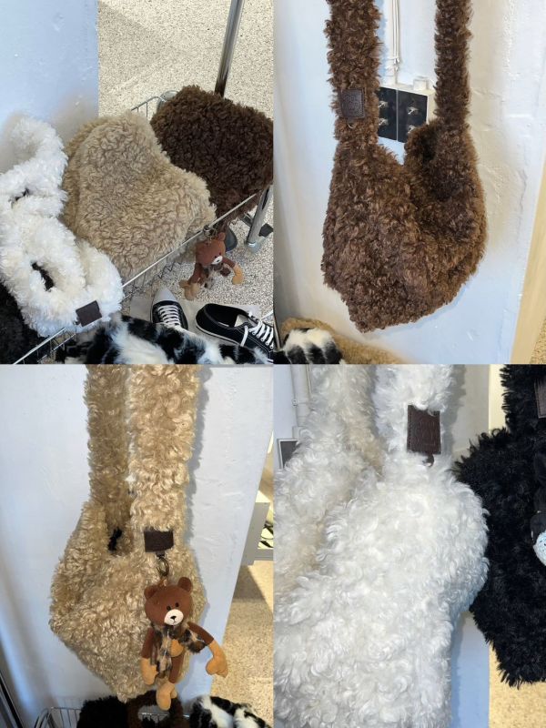 可吊娃娃毛毛斜背包 可吊娃娃毛毛斜背包
韓國飾品
韓國耳環
耳環
髮飾
大腸圈
腸圈
手鍊
戒指
純銀飾品
珍珠耳環
三麗鷗代購
飾品店