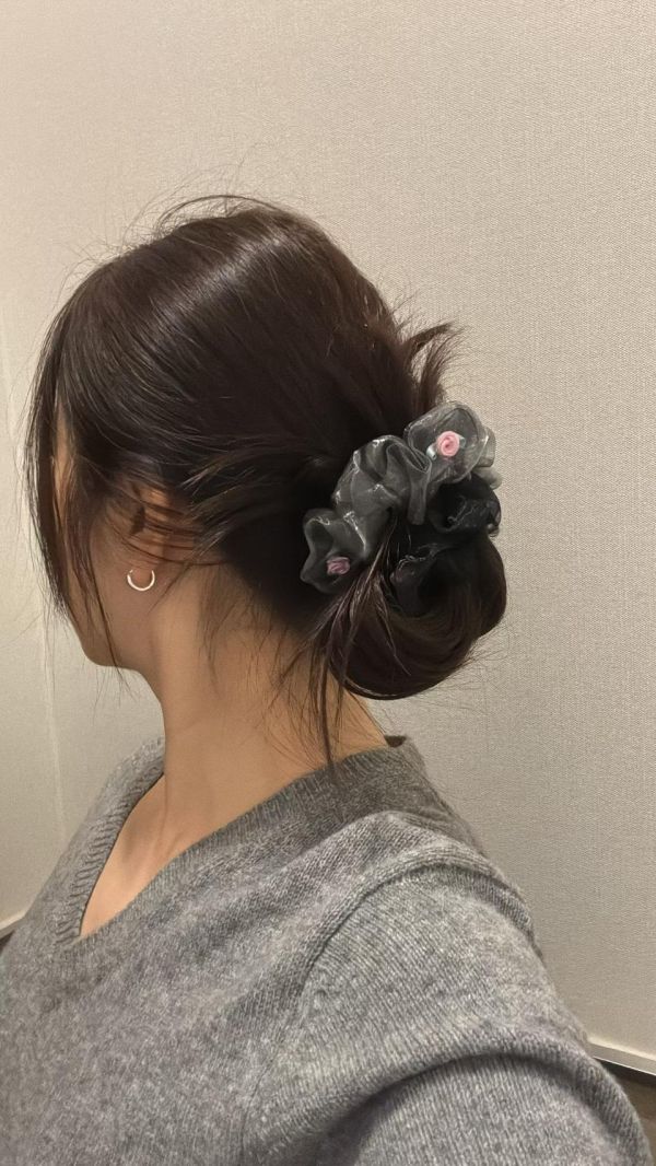 粉色玫瑰花透紗小腸圈2色 粉色玫瑰花透紗小腸圈2色
韓國飾品
韓國耳環
耳環
髮飾
手鍊
戒指
純銀飾品
珍珠耳環
三麗鷗代購
飾品店