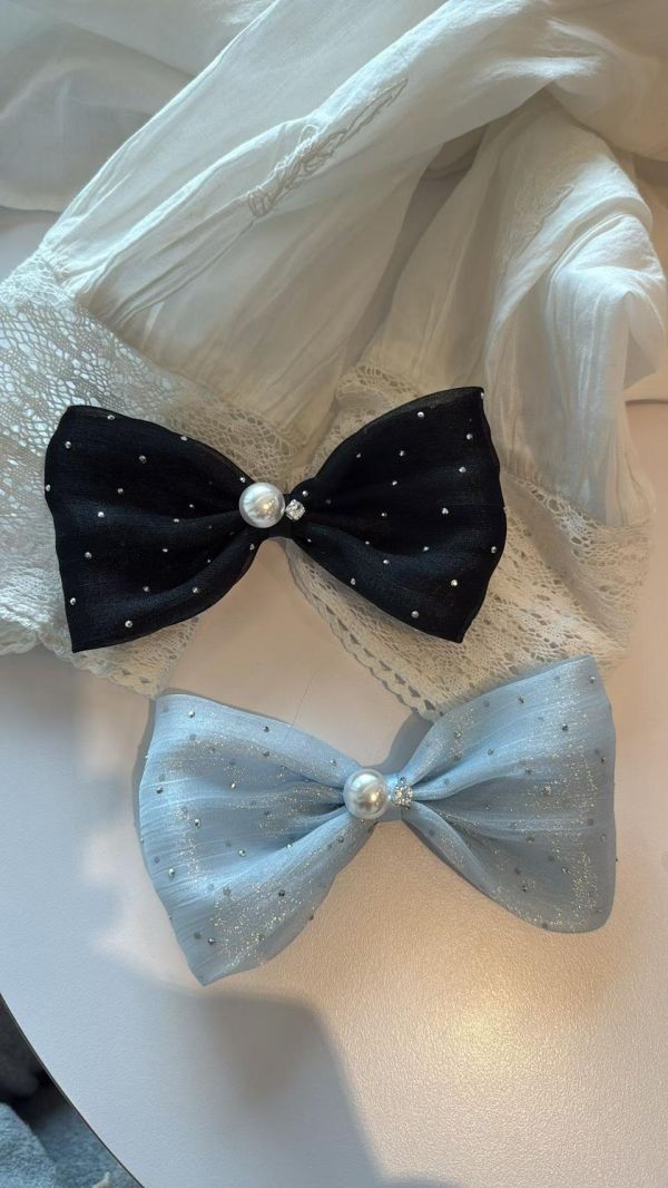 點點歐根紗珍珠蝴蝶結髮夾5色 立體條紋山茶花髮圈
韓國飾品
韓國耳環
耳環
髮飾
手鍊
戒指
純銀飾品
珍珠耳環
三麗鷗代購
飾品店