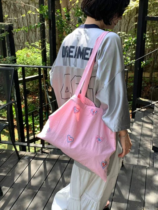 antique_JEY刺繡帆布包5色 Le-junev
antique_JEY刺繡帆布包5色
韓國飾品
韓國耳環
耳環
髮飾
大腸圈
腸圈
手鍊
戒指
純銀飾品
珍珠耳環
三麗鷗代購
飾品店