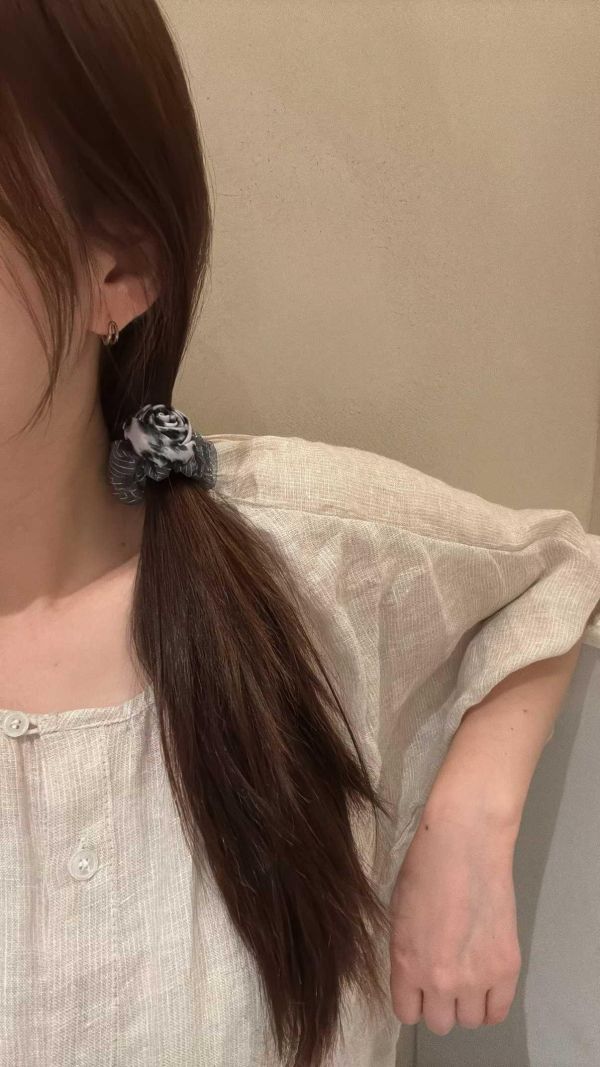 豹紋玫瑰花細版透紗髮圈3色 豹紋玫瑰花細版透紗髮圈3色韓國飾品
韓國耳環
耳環
髮飾
手鍊
戒指
純銀飾品
珍珠耳環
三麗鷗代購
飾品店