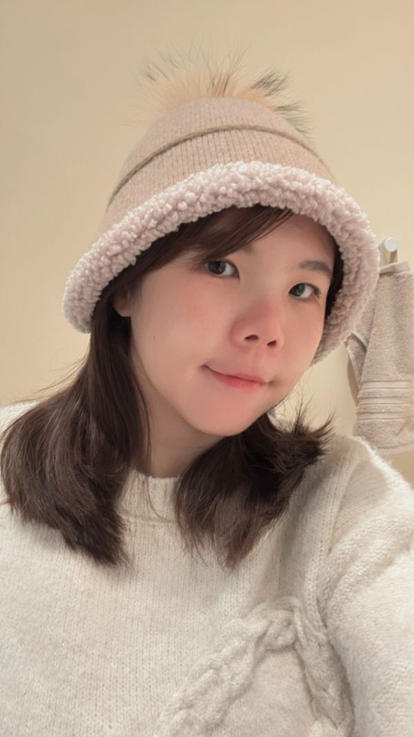 羊羔毛毛球漁夫帽 