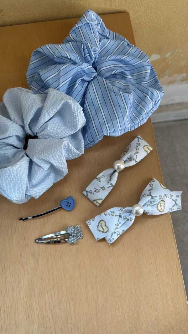 插畫風熊熊愛心髮夾 童趣慶生熊熊帽髮夾
韓國飾品
韓國耳環
耳環
髮飾
手鍊
戒指
純銀飾品
珍珠耳環
三麗鷗代購
飾品店