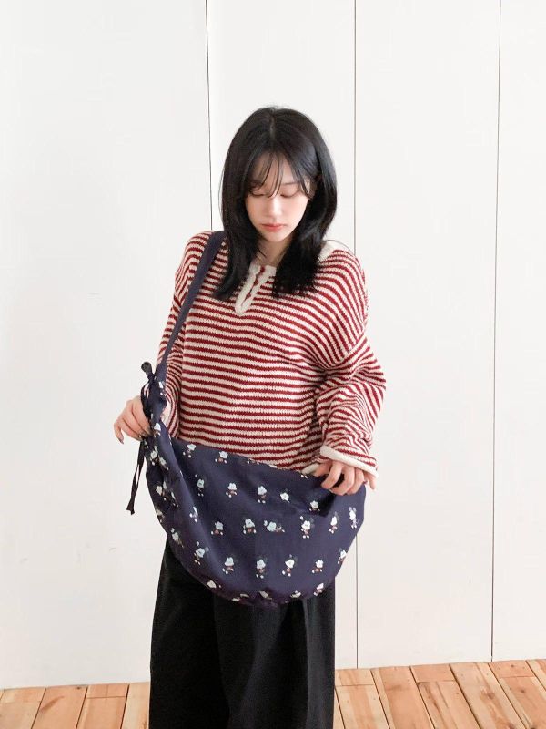 Le-junev米奇蝴蝶結斜背包4色 Le-junev
Le-junev史努比毛毛手提包4色
Le-junev米奇蝴蝶結斜背包4色
韓國飾品
韓國耳環
耳環
髮飾
大腸圈
腸圈
手鍊
戒指
純銀飾品
珍珠耳環
三麗鷗代購
飾品店