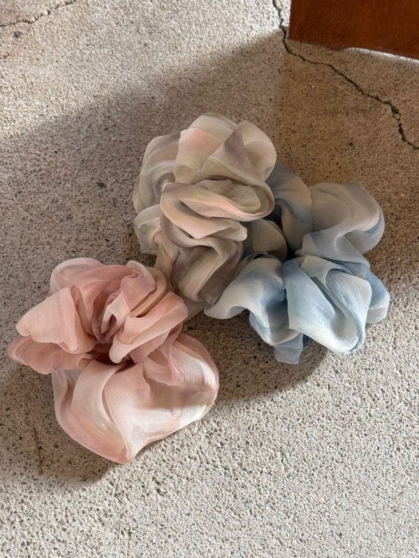 美美水彩暈染感大腸圈3色 美美水彩暈染感大腸圈3色
韓國飾品
韓國耳環
耳環
髮飾
手鍊
戒指
純銀飾品
珍珠耳環
三麗鷗代購
飾品店