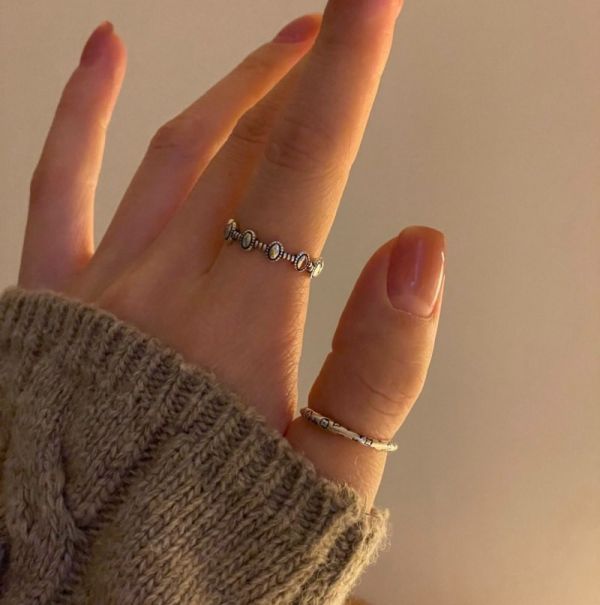 925純銀 圓形環繞戒指 925純銀戒指
925純銀 圓形環繞戒指
韓國飾品
韓國耳環
耳環
髮飾
大腸圈
腸圈
手鍊
戒指
純銀飾品
珍珠耳環
三麗鷗代購
飾品店