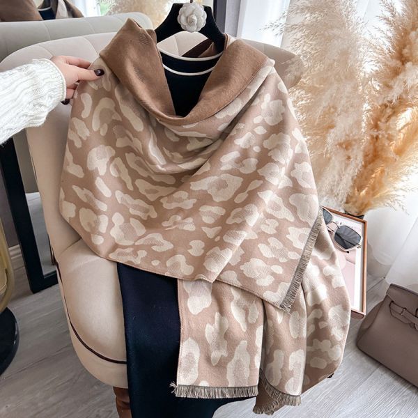 大豹紋雙面羊絨圍巾4色 羊絨圍巾
大豹紋雙面羊絨圍巾4色
韓國飾品
韓國耳環
耳環
髮飾
手鍊
戒指
純銀飾品
珍珠耳環
三麗鷗代購
飾品店