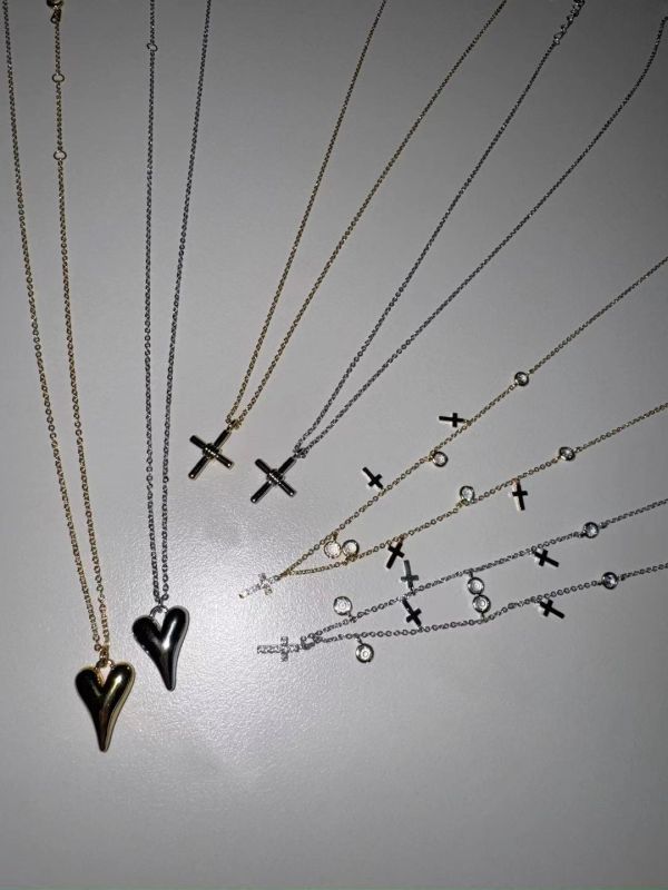 鍍銅24K愛心項鍊2色 鍍銅24K愛心項鍊2色
韓國耳環
耳環
髮飾
手鍊
戒指
純銀飾品
珍珠耳環
三麗鷗代購
飾品店