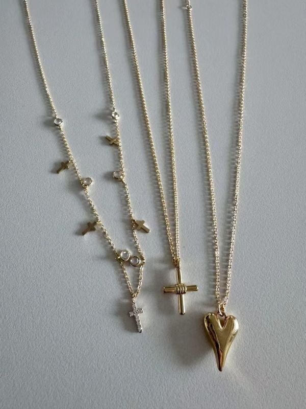 鍍銅24K愛心項鍊2色 鍍銅24K愛心項鍊2色
韓國耳環
耳環
髮飾
手鍊
戒指
純銀飾品
珍珠耳環
三麗鷗代購
飾品店