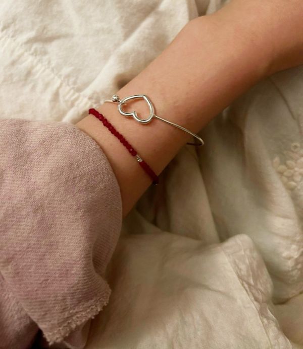 925純銀 小小串珠手鍊 925純銀 小小串珠手鍊
韓國耳環
耳環
髮飾
手鍊
戒指
純銀飾品
珍珠耳環
三麗鷗代購
飾品店