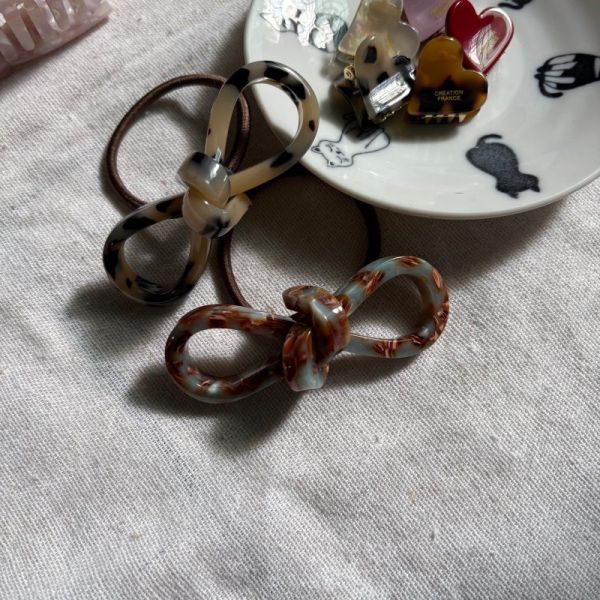 CREATION FRANCE 簍空蝴蝶結髮圈 CREATION FRANCE 
CREATION FRANCE 簍空蝴蝶結髮圈