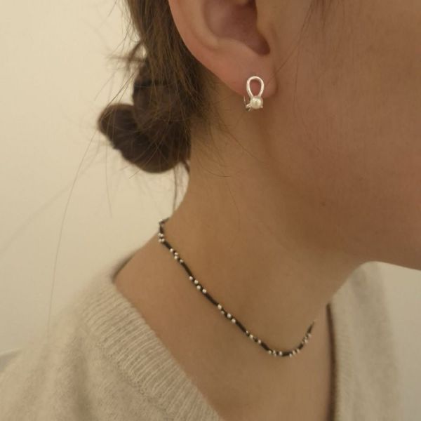 925純銀 珍珠後勾式環繞耳環 925純銀戒指
925純銀 珍珠後勾式環繞耳環
韓國飾品
韓國耳環
耳環
髮飾
大腸圈
腸圈
手鍊
戒指
純銀飾品
珍珠耳環
三麗鷗代購
飾品店