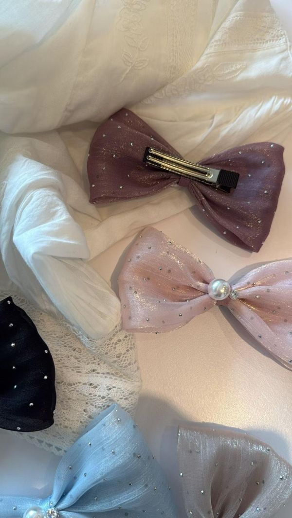 點點歐根紗珍珠蝴蝶結髮夾5色 立體條紋山茶花髮圈
韓國飾品
韓國耳環
耳環
髮飾
手鍊
戒指
純銀飾品
珍珠耳環
三麗鷗代購
飾品店