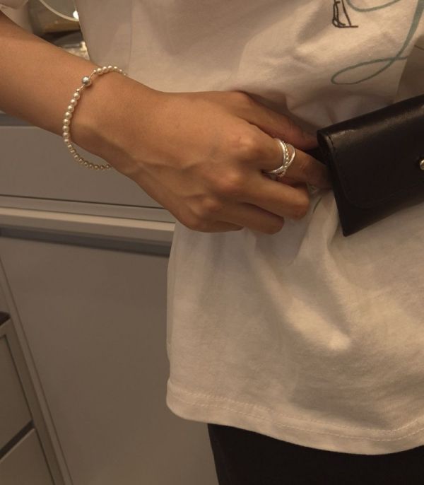 925純銀 交錯紋路純銀戒指 925純銀 
925純銀 交錯紋路純銀戒指
韓國耳環
韓國飾品
耳環
髮飾
手鍊
戒指
純銀飾品
珍珠耳環
三麗鷗代購
飾品店