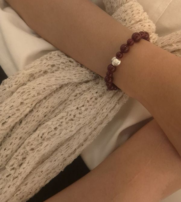 925純銀 大小紅色圓石手鍊 925純銀 大小紅色圓石手鍊
韓國飾品
韓國耳環
耳環
髮飾
手鍊
戒指
純銀飾品
珍珠耳環
三麗鷗代購
飾品店