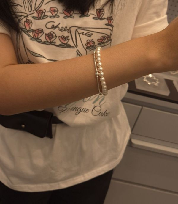 925純銀 磁吸珍珠手鍊 6mm 925純銀 
925純銀磁吸珍珠串手鍊 6mm
韓國耳環
耳環
髮飾
手鍊
戒指
純銀飾品
珍珠耳環
三麗鷗代購
飾品店