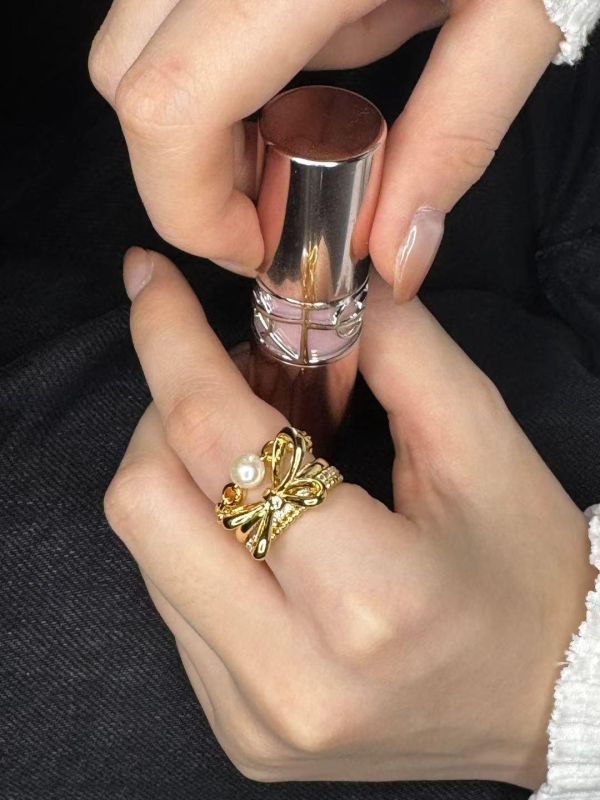 24k鍍銅戒指可堆疊三款 24k鍍銅戒指可堆疊三款
韓國飾品
韓國耳環
耳環
髮飾
手鍊
戒指
純銀飾品
珍珠耳環
三麗鷗代購
飾品店