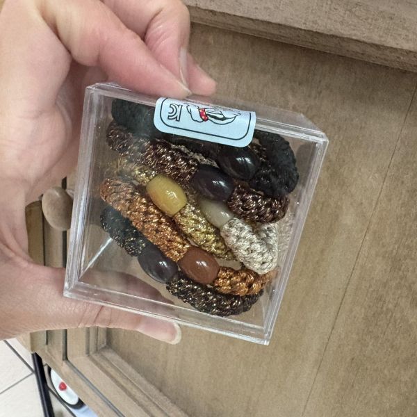 韓國製粗版髮圈kknekki 盒裝（6條） 韓國製粗版髮圈kknekki 盒裝（6條）