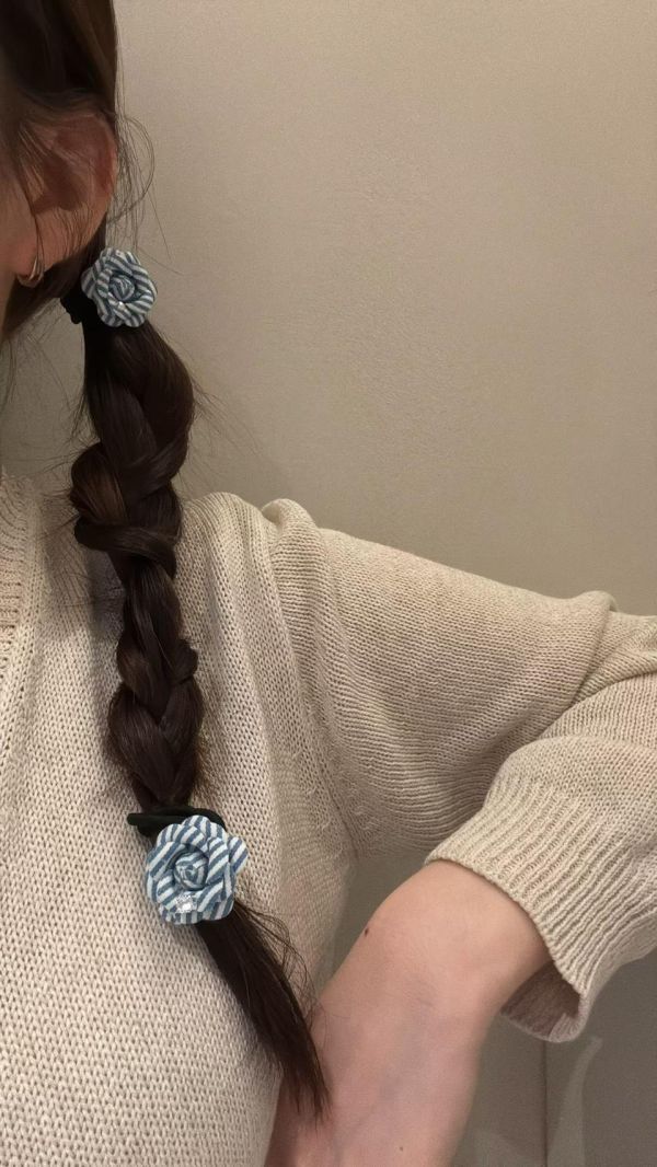 立體條紋山茶花髮圈 立體條紋山茶花髮圈
韓國飾品
韓國耳環
耳環
髮飾
手鍊
戒指
純銀飾品
珍珠耳環
三麗鷗代購
飾品店