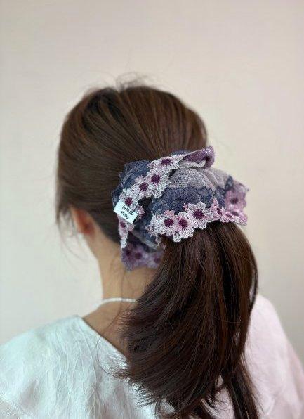 蕾絲藍紫花不規則超大腸圈 仙氣點點紗超大腸圈
蕾絲花瓣滾邊小碎花大腸圈
韓國飾品
韓國耳環
耳環
髮飾
手鍊
戒指
純銀飾品
珍珠耳環
三麗鷗代購
飾品店