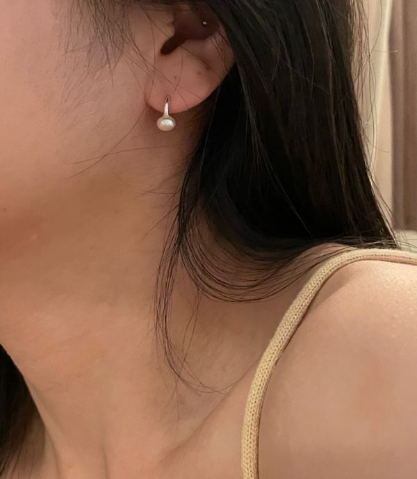 925純銀 珍珠後彎純銀耳環 925純銀 
925純銀 珍珠後彎純銀耳環
韓國耳環
耳環
髮飾
手鍊
戒指
純銀飾品
珍珠耳環
三麗鷗代購
飾品店