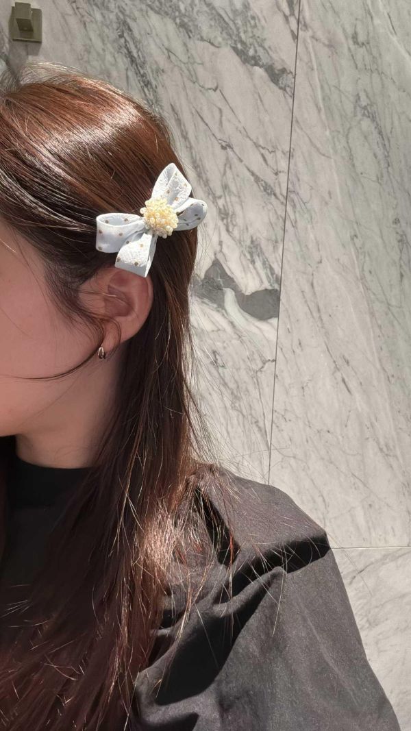 清新點點珍珠髮夾2色 清新點點珍珠髮夾2色
韓國飾品
韓國耳環
耳環
髮飾
手鍊
戒指
純銀飾品
珍珠耳環
三麗鷗代購
飾品店