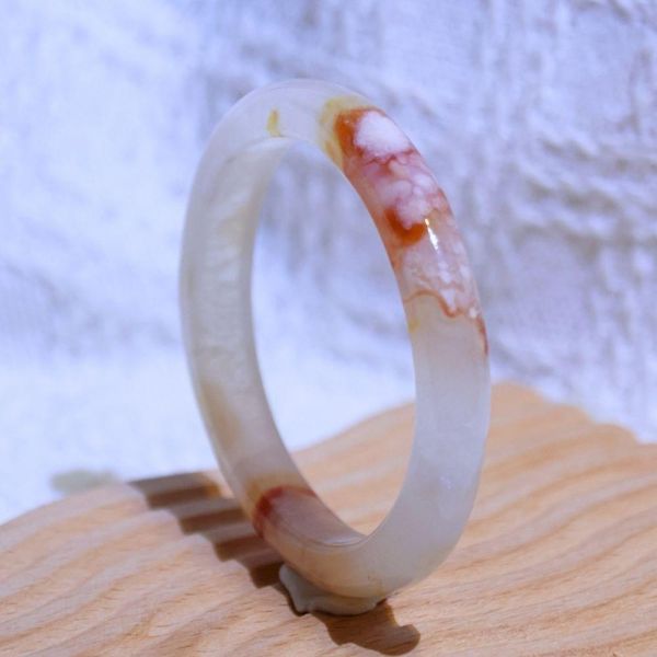 友愛與希望│櫻花瑪瑙手鐲│貴妃鐲(正圈50mm) 水晶手鐲,手鐲,玉手鐲,水晶手鐲如何保養,紫水晶手鐲,粉晶手鐲,櫻花瑪瑙鐲,雕刻鐲,佘太翠,藍磷灰,黑曜石,手鐲款式,手鐲尺寸,手鐲鐲型,天然水晶手鐲,水晶手鐲功效