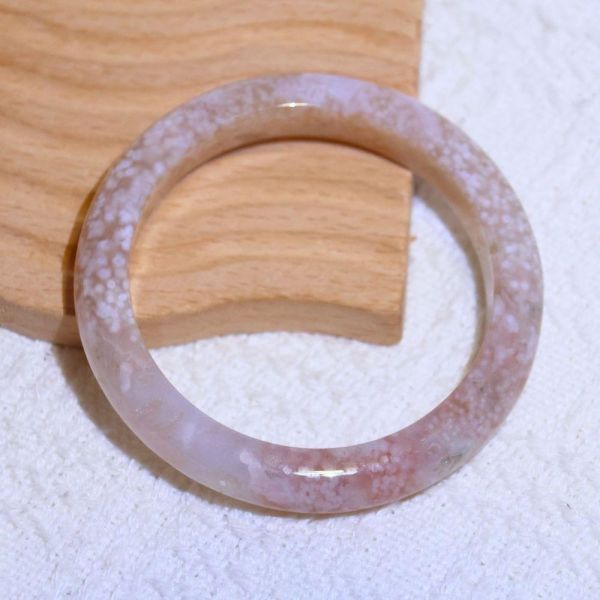 友愛與希望│櫻花瑪瑙手鐲│平安鐲-50.8mm 水晶手鐲,手鐲,玉手鐲,水晶手鐲如何保養,紫水晶手鐲,粉晶手鐲,櫻花瑪瑙鐲,雕刻鐲,佘太翠,藍磷灰,黑曜石,手鐲款式,手鐲尺寸,手鐲鐲型,天然水晶手鐲,水晶手鐲功效