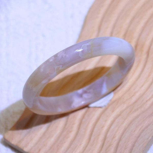 友愛與希望│櫻花瑪瑙手鐲│平安鐲-54.6mm 水晶手鐲,手鐲,玉手鐲,水晶手鐲如何保養,紫水晶手鐲,粉晶手鐲,櫻花瑪瑙鐲,雕刻鐲,佘太翠,藍磷灰,黑曜石,手鐲款式,手鐲尺寸,手鐲鐲型,天然水晶手鐲,水晶手鐲功效