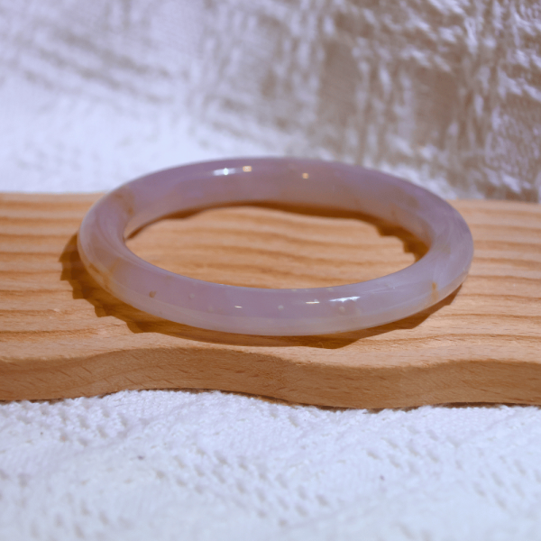 繁星銀河│星空瑪瑙手鐲│圓條鐲-59.5mm 水晶手鐲,手鐲,玉手鐲,水晶手鐲如何保養,紫水晶手鐲,粉晶手鐲,櫻花瑪瑙鐲,雕刻鐲,佘太翠,藍磷灰,黑曜石,手鐲款式,手鐲尺寸,手鐲鐲型,天然水晶手鐲,水晶手鐲功效