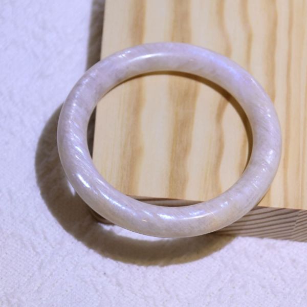 消除惡夢│日月同輝手鐲│圓骨鐲-54.3mm 水晶手鐲,開運手鐲,招財手鐲,招財水晶手鐲推薦,粉水晶手鐲,紫水晶手鐲,黃水晶手鐲,黑曜石手鐲,女生適合戴的水晶手鐲,2025年最旺水晶手鐲,水晶手鏈,水晶飾品,水晶手鐲佩戴禁忌