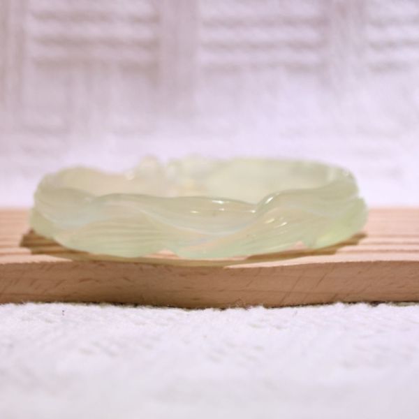 人緣狐仙│岫玉│狐狸鐲-60mm 雕刻鐲,水晶手鐲,能量手鐲,雕刻水晶,手工雕刻,天然晶礦,能量飾品,療癒手環,雕花水晶鐲,原礦雕刻,水晶雕刻鐲