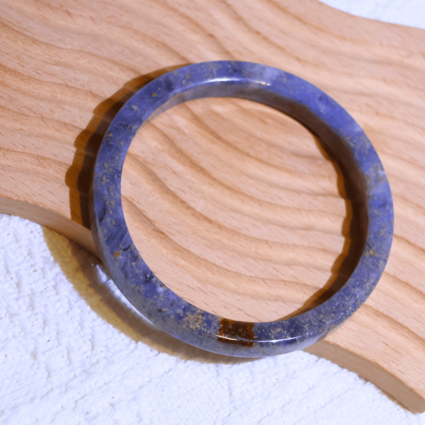 繁星銀河│星空瑪瑙手鐲│方鐲-54.4mm 水晶手鐲,手鐲,玉手鐲,水晶手鐲如何保養,紫水晶手鐲,粉晶手鐲,櫻花瑪瑙鐲,雕刻鐲,佘太翠,藍磷灰,黑曜石,手鐲款式,手鐲尺寸,手鐲鐲型,天然水晶手鐲,水晶手鐲功效