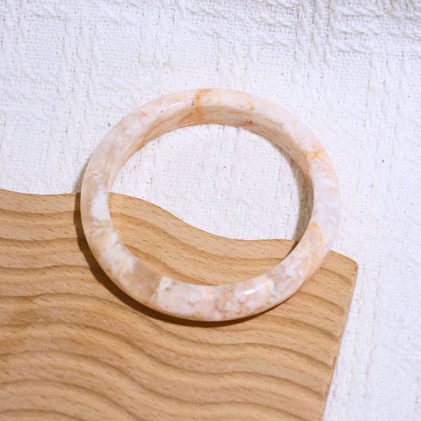 祈願之石│雪花幽靈手鐲│平安鐲-61.2mm 水晶手鐲,手鐲,玉手鐲,水晶手鐲如何保養,紫水晶手鐲,粉晶手鐲,櫻花瑪瑙鐲,雕刻鐲,佘太翠,藍磷灰,黑曜石,手鐲款式,手鐲尺寸,手鐲鐲型,天然水晶手鐲,水晶手鐲功效