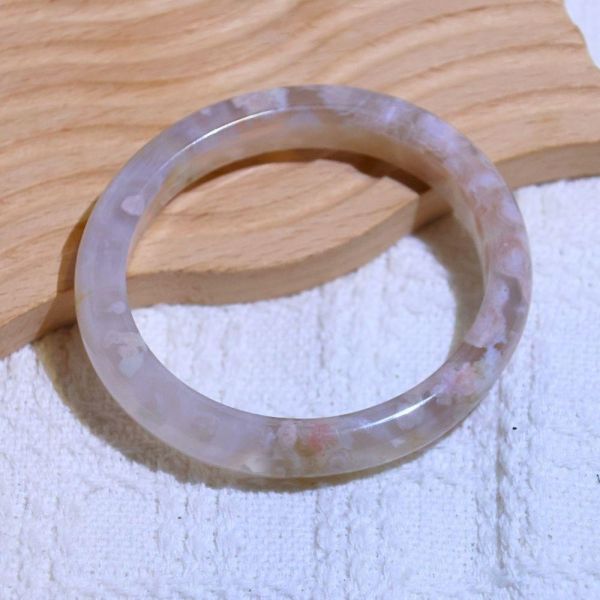 友愛與希望│櫻花瑪瑙手鐲│貴妃鐲(正圈51mm) 水晶手鐲,手鐲,玉手鐲,水晶手鐲如何保養,紫水晶手鐲,粉晶手鐲,櫻花瑪瑙鐲,雕刻鐲,佘太翠,藍磷灰,黑曜石,手鐲款式,手鐲尺寸,手鐲鐲型,天然水晶手鐲,水晶手鐲功效