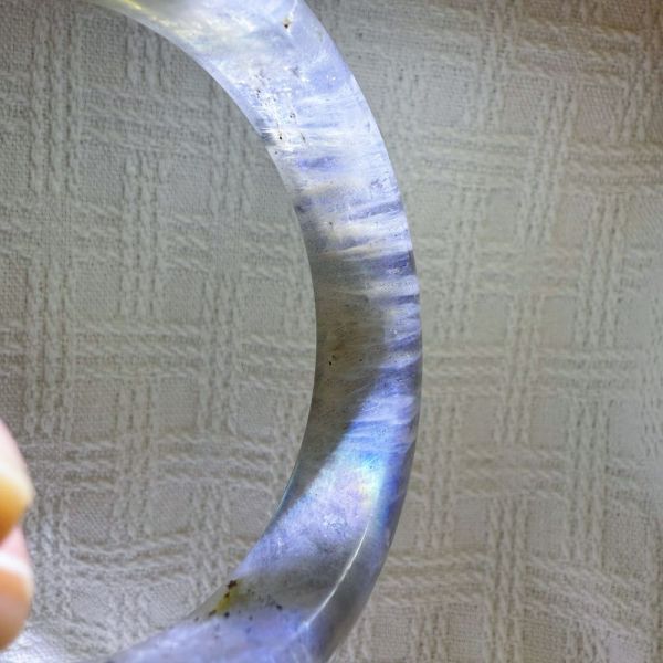 提高覺察│拉長石手鐲│平安鐲-57.3mm 水晶手鐲,開運手鐲,招財手鐲,招財水晶手鐲推薦,粉水晶手鐲,紫水晶手鐲,黃水晶手鐲,黑曜石手鐲,女生適合戴的水晶手鐲,2025年最旺水晶手鐲,水晶手鏈,水晶飾品,水晶手鐲佩戴禁忌