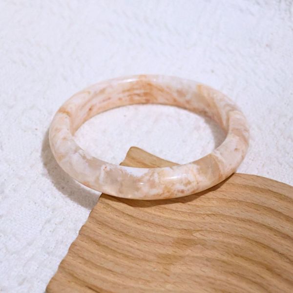 祈願之石│雪花幽靈手鐲│平安鐲-61.2mm 水晶手鐲,手鐲,玉手鐲,水晶手鐲如何保養,紫水晶手鐲,粉晶手鐲,櫻花瑪瑙鐲,雕刻鐲,佘太翠,藍磷灰,黑曜石,手鐲款式,手鐲尺寸,手鐲鐲型,天然水晶手鐲,水晶手鐲功效