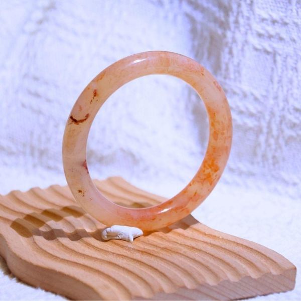友愛與希望│龍紋瑪瑙手鐲│圓骨套鐲-53mm 水晶手鐲,手鐲,玉手鐲,水晶手鐲如何保養,紫水晶手鐲,粉晶手鐲,櫻花瑪瑙鐲,雕刻鐲,佘太翠,藍磷灰,黑曜石,手鐲款式,手鐲尺寸,手鐲鐲型,天然水晶手鐲,水晶手鐲功效