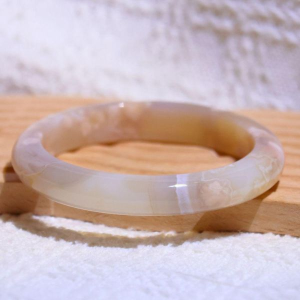 友愛與希望│櫻花瑪瑙手鐲│平安鐲-54.6mm 水晶手鐲,手鐲,玉手鐲,水晶手鐲如何保養,紫水晶手鐲,粉晶手鐲,櫻花瑪瑙鐲,雕刻鐲,佘太翠,藍磷灰,黑曜石,手鐲款式,手鐲尺寸,手鐲鐲型,天然水晶手鐲,水晶手鐲功效